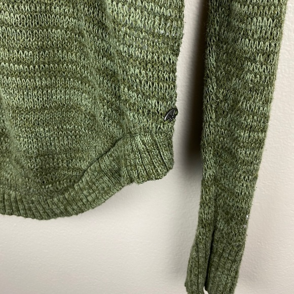 American Eagle V Neck Lightweight Sweater - Picture 2 of 5